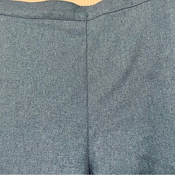 Women’s Capris Dress Slacks By Alfred Dunner. Size 12P - Picture 5 of 11